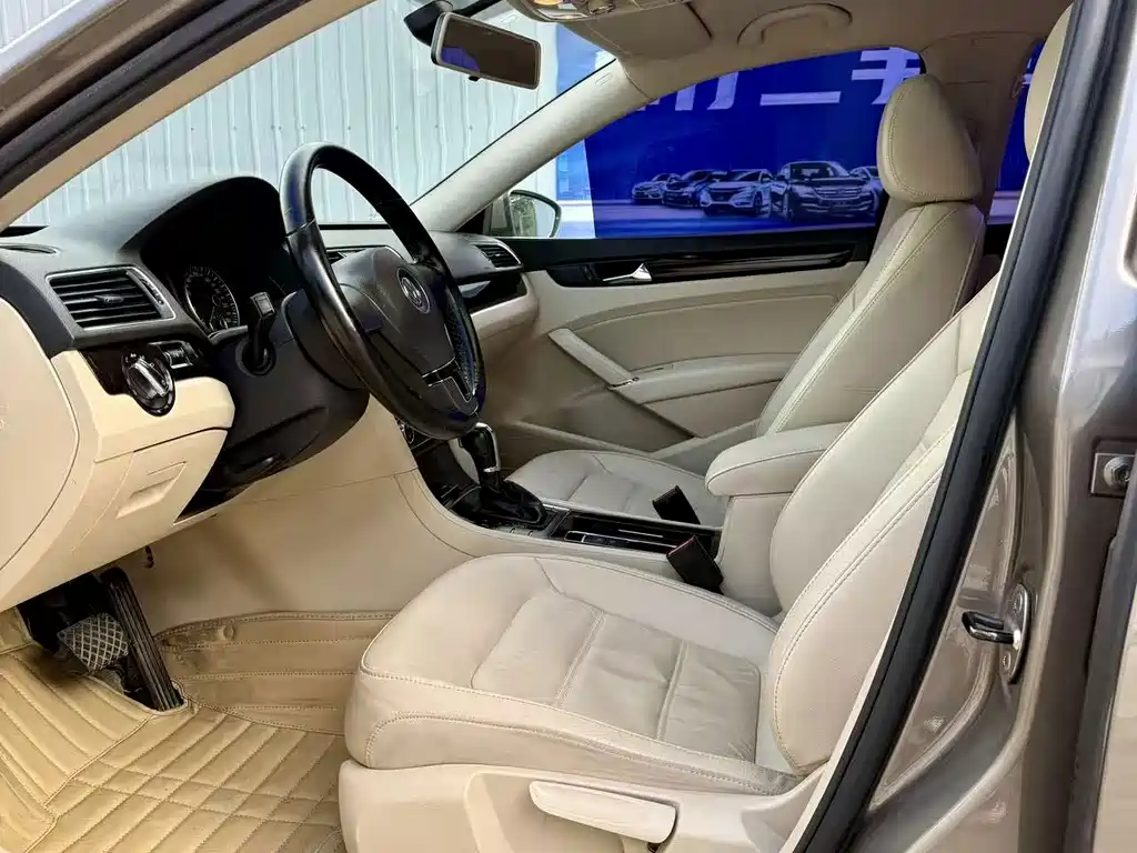 Volkswagen Passat — миниатюра 4