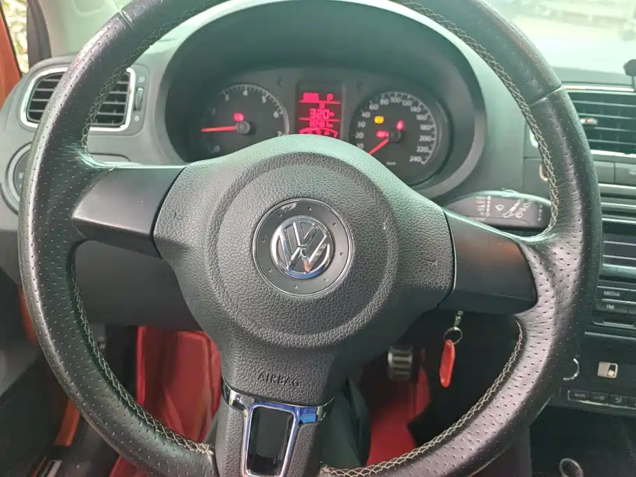Volkswagen Polo — миниатюра 15