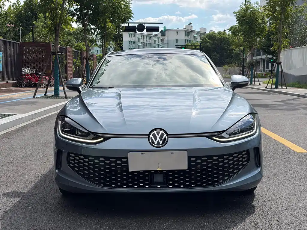 Volkswagen Lamando — миниатюра 2