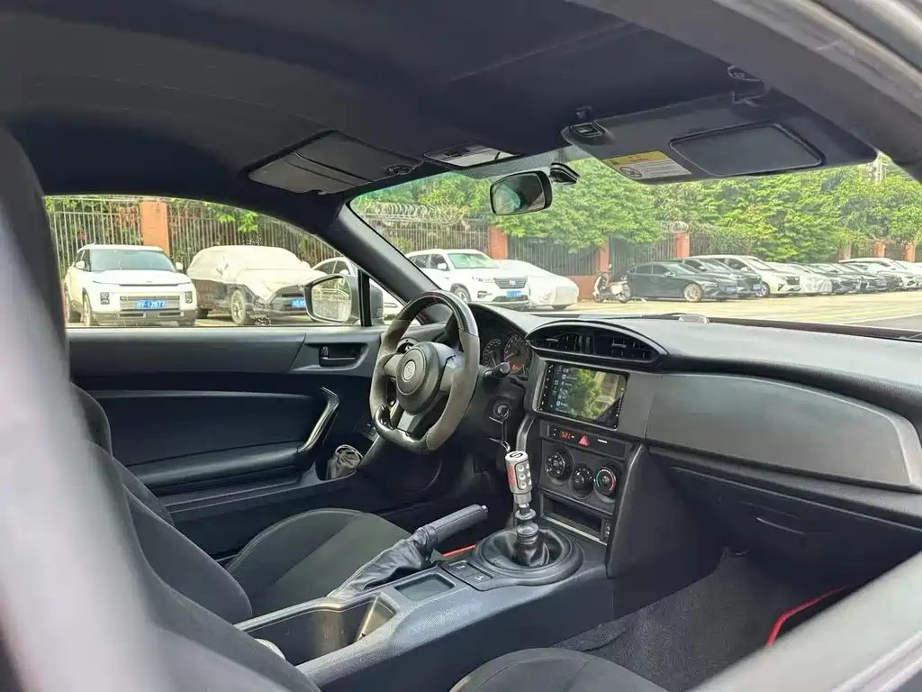 Toyota 86 — миниатюра 6