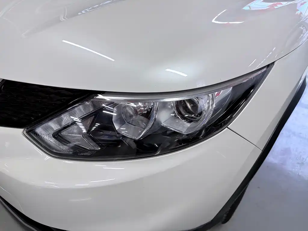 Nissan Qashqai — миниатюра 4