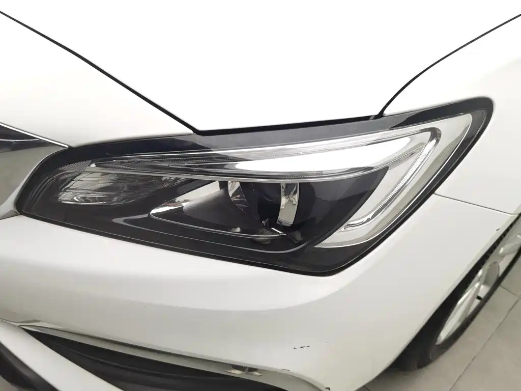 Buick Verano — миниатюра 7