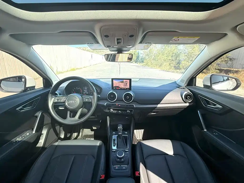 Audi Q2L — миниатюра 5