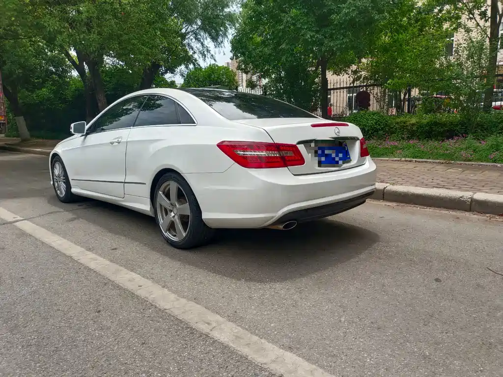 Mercedes-Benz E-Class (Import) — миниатюра 9