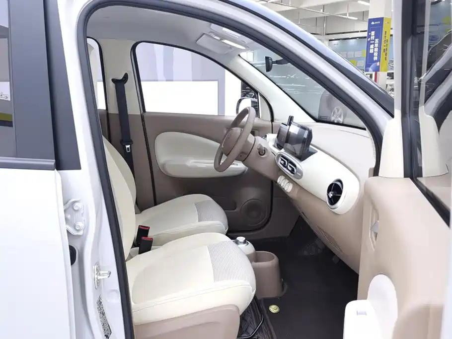 Wuling MINIEV — миниатюра 8