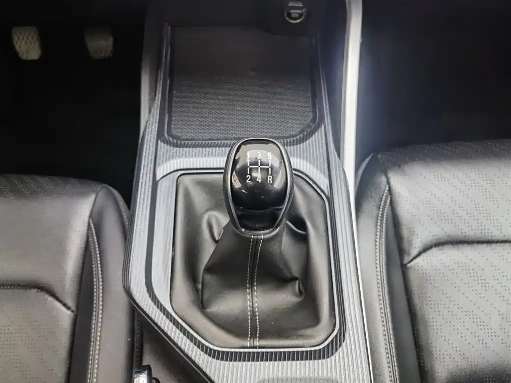 GEELY AUTOMOBILE EMGRAND