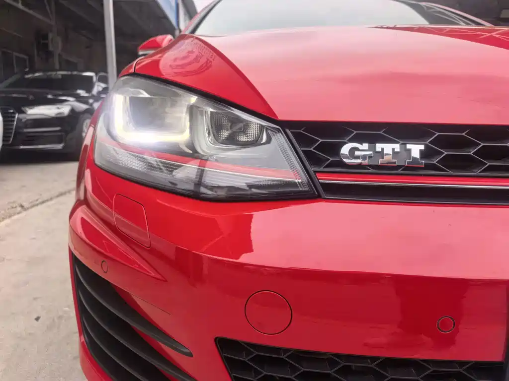 Volkswagen Golf GTI — миниатюра 4