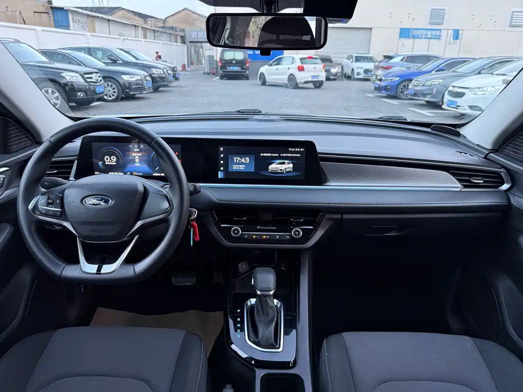 Ford Escort — миниатюра 10
