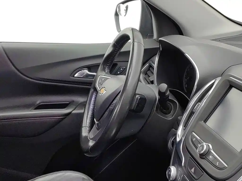 Chevrolet Equinox — миниатюра 22