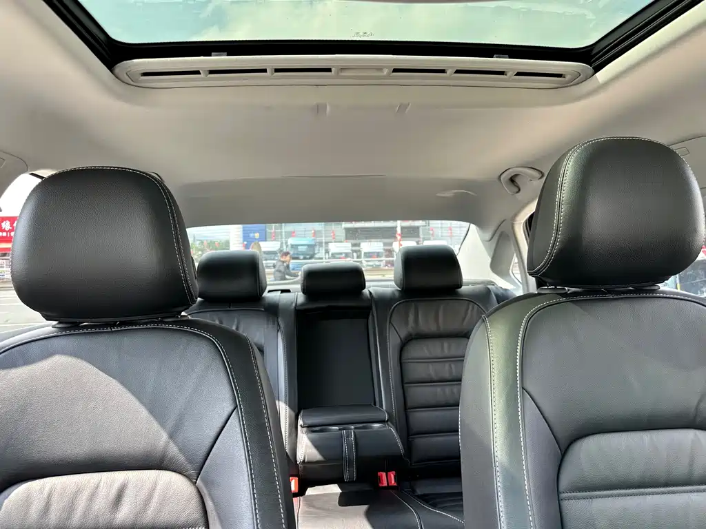 Volkswagen Passat — миниатюра 14