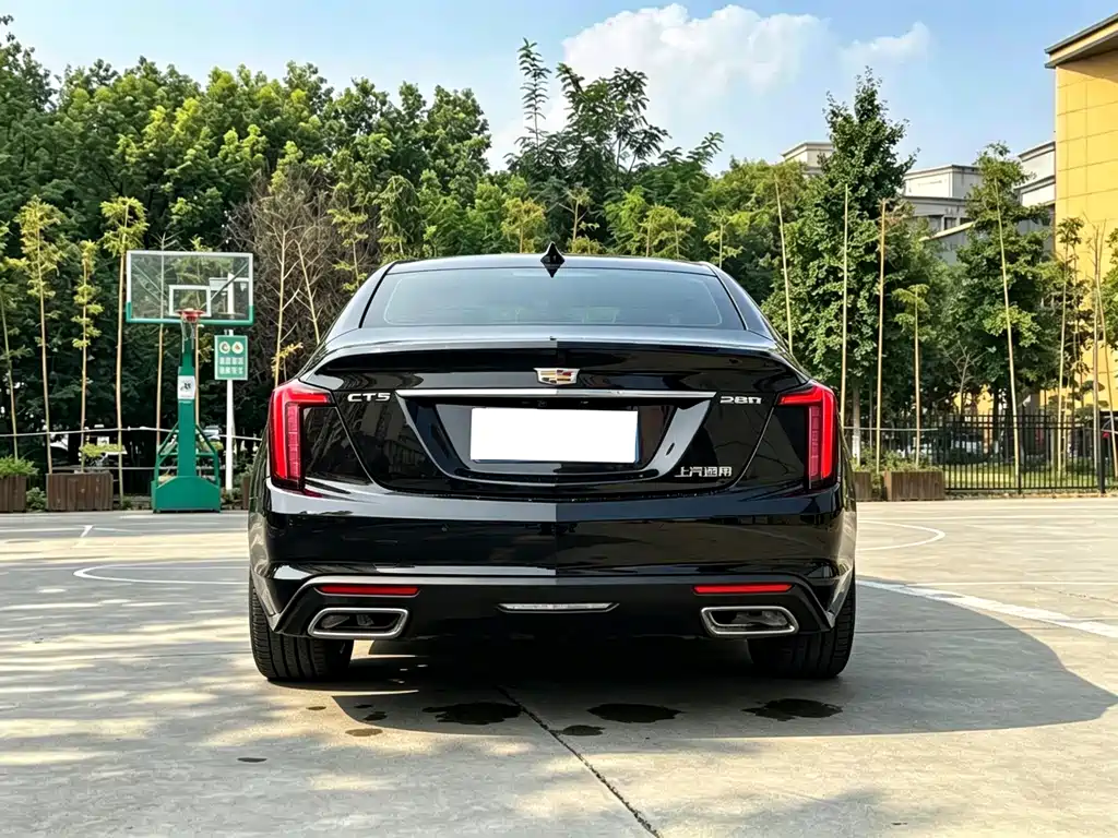 Cadillac CT5 — миниатюра 9