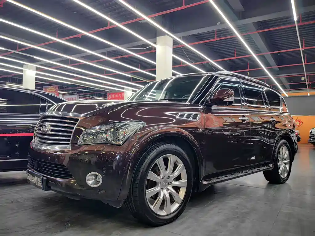 Infiniti QX80 2015