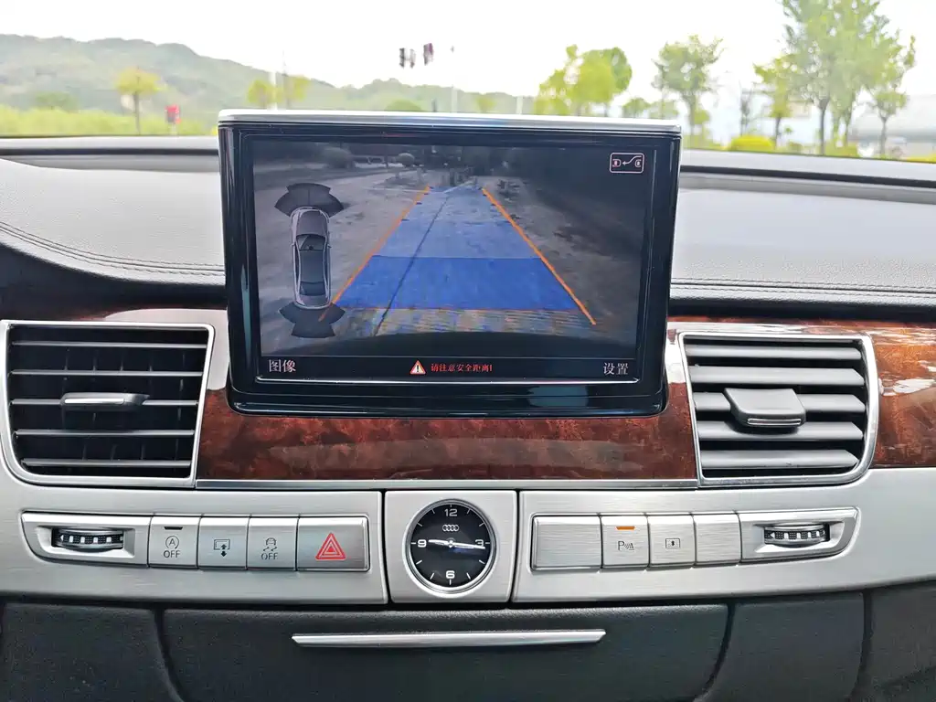 Audi A8 — миниатюра 18