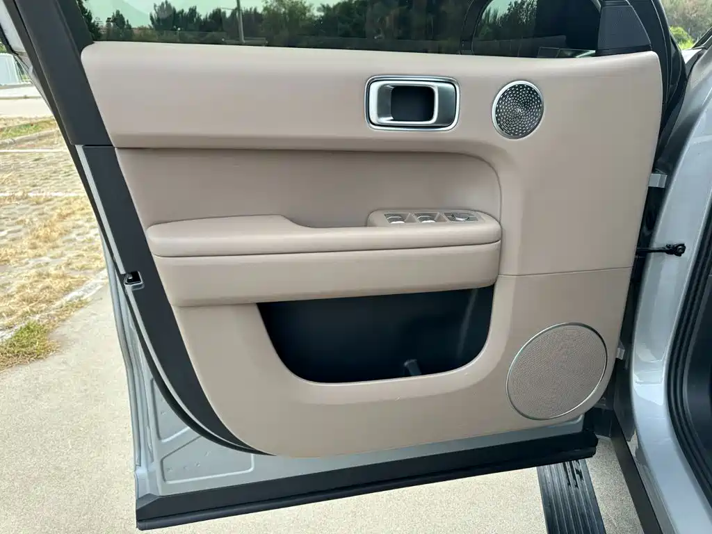 Li Auto Li L6 — миниатюра 13