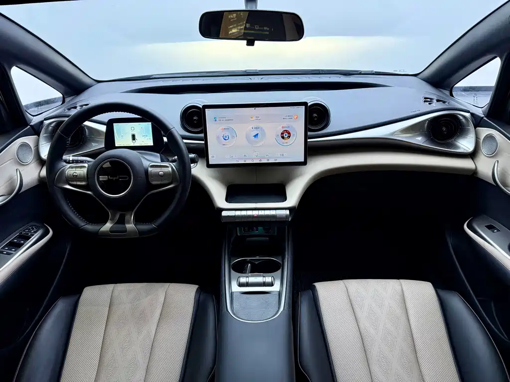 BYD Dolphin — миниатюра 9