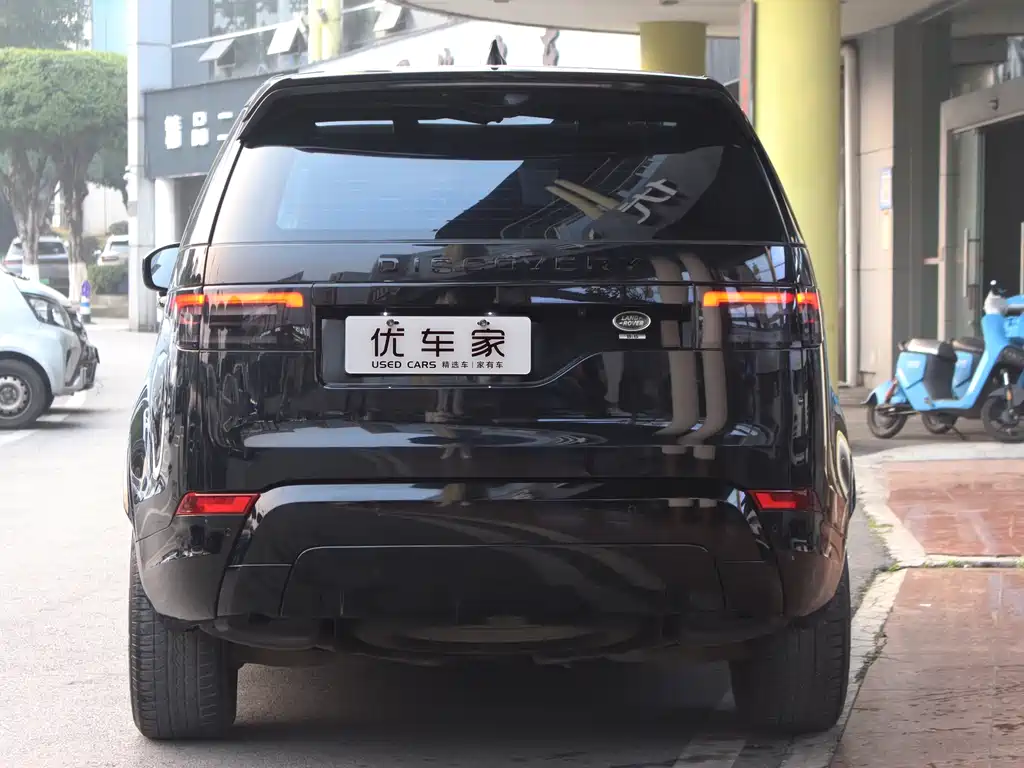 Land Rover Discovery 2018 3.0 SC V6 SE