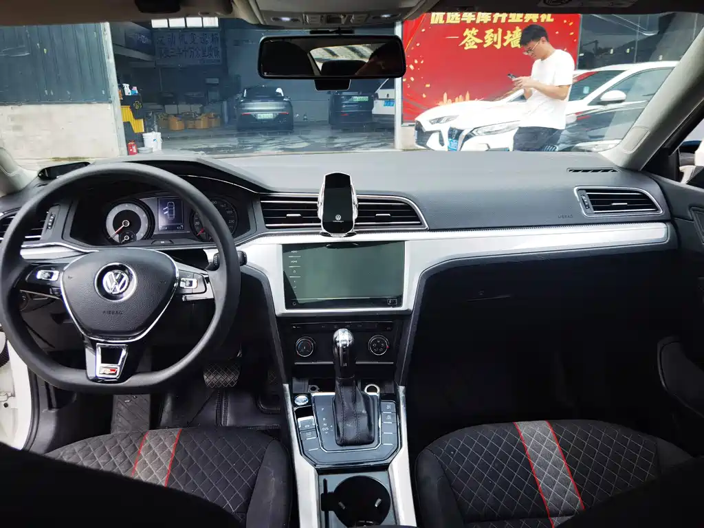 Volkswagen Lamando — миниатюра 4