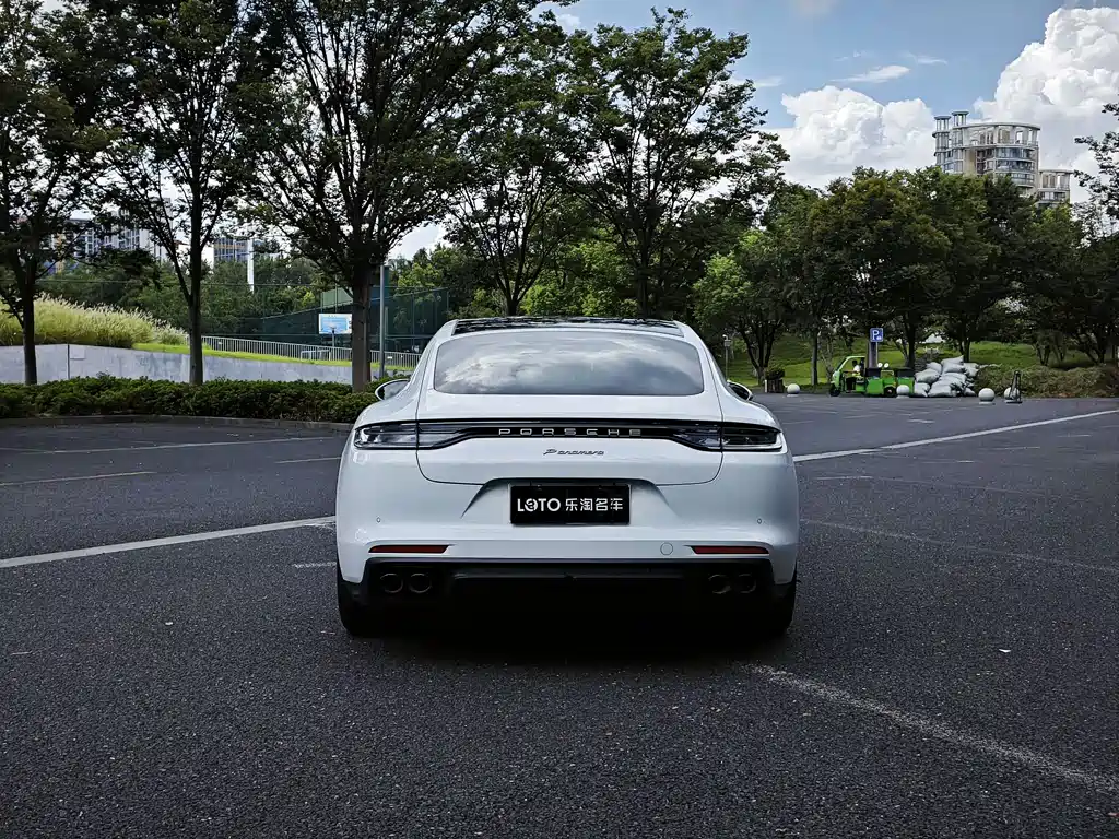 Porsche Panamera — миниатюра 7