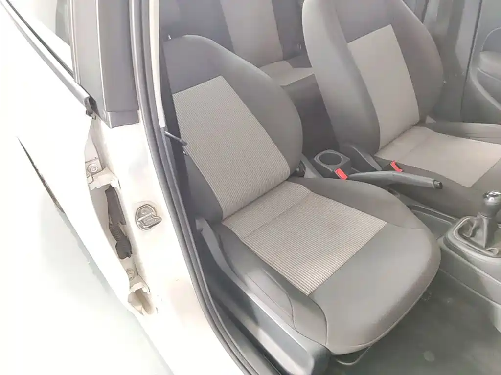 Volkswagen Polo — миниатюра 25