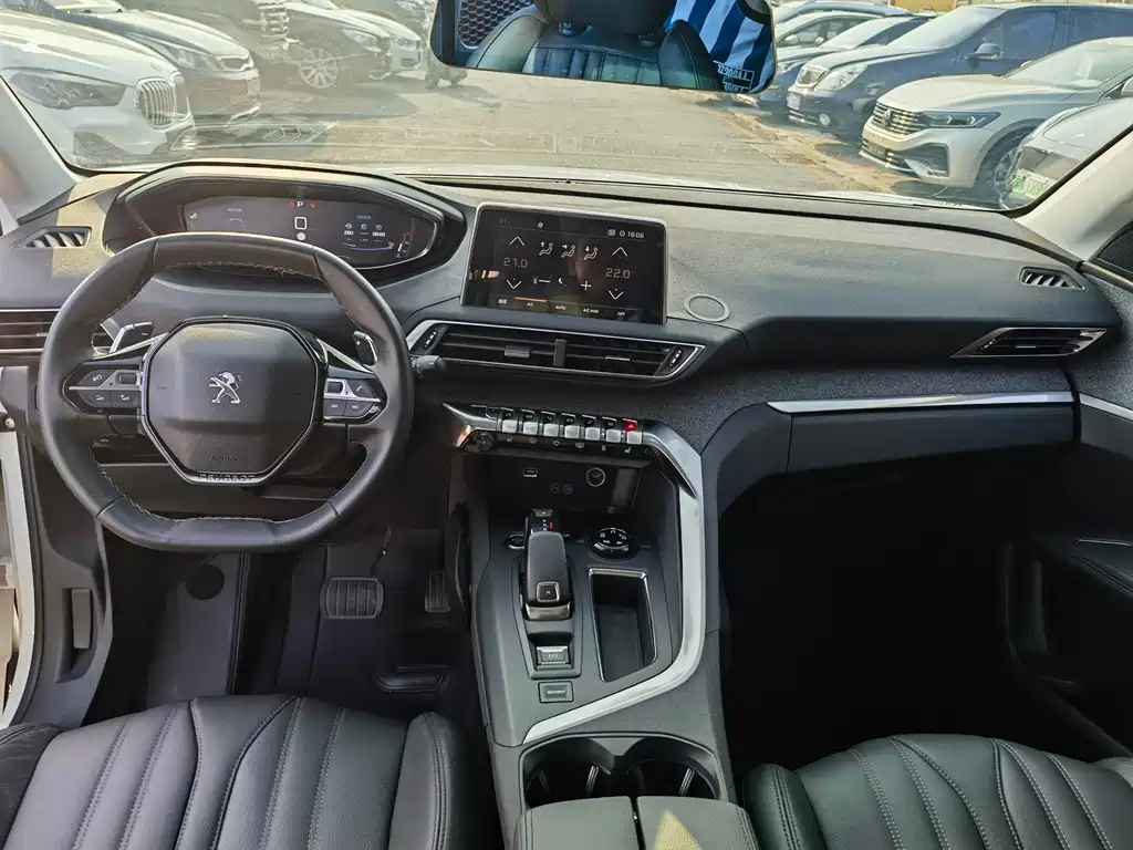 Peugeot 5008 — миниатюра 9
