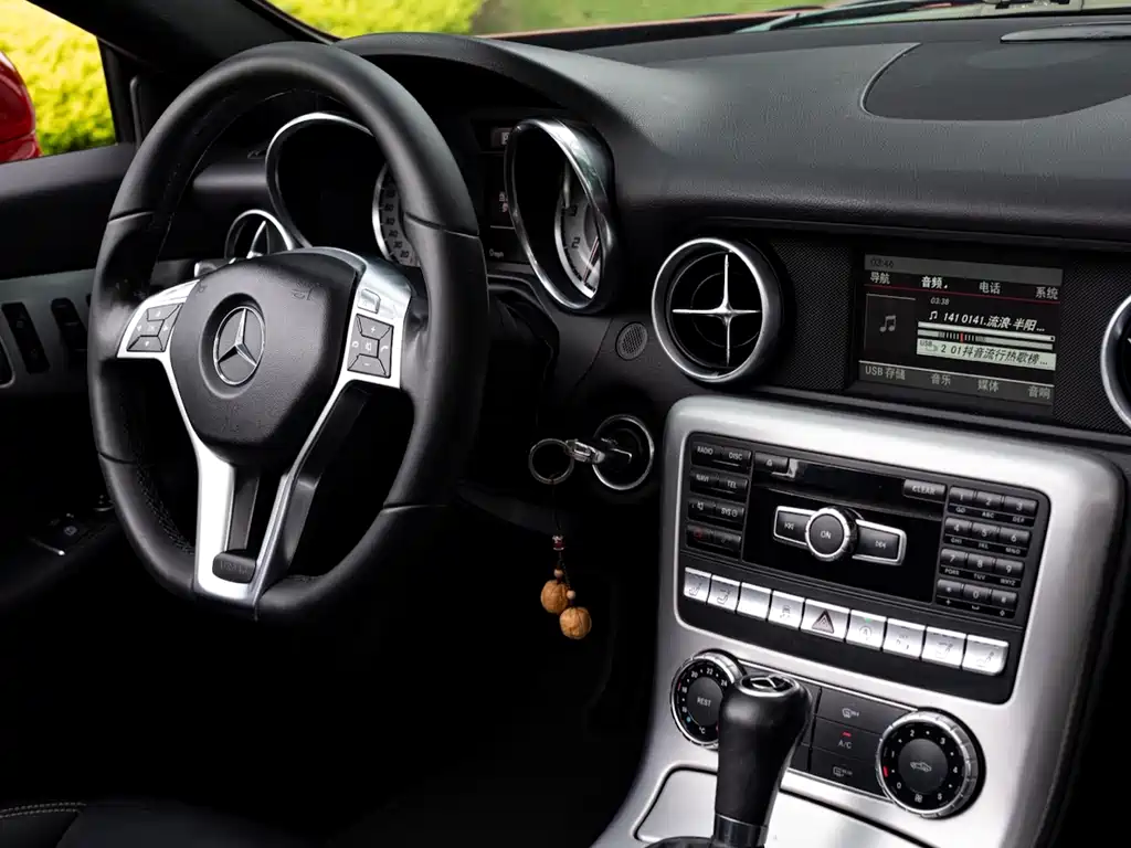 Mercedes-Benz SLK 2011 SLK 200 Fashion