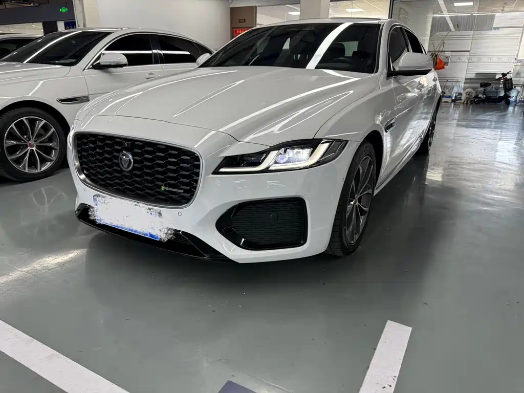 Jaguar XFL 2021