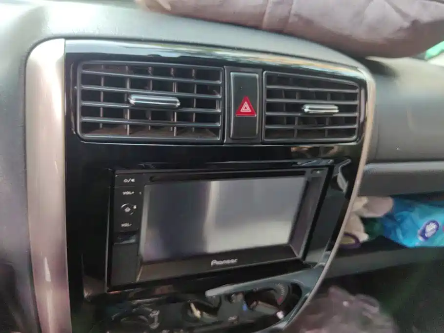 Suzuki Jimny — миниатюра 13