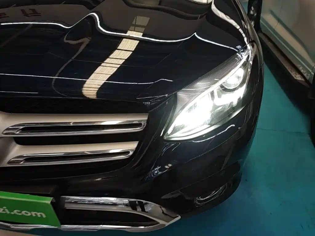 Mercedes-Benz GLC — миниатюра 24