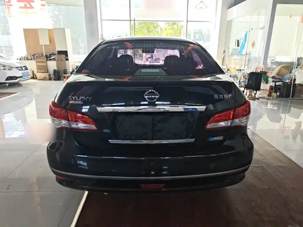 Nissan Sylphy — миниатюра 6