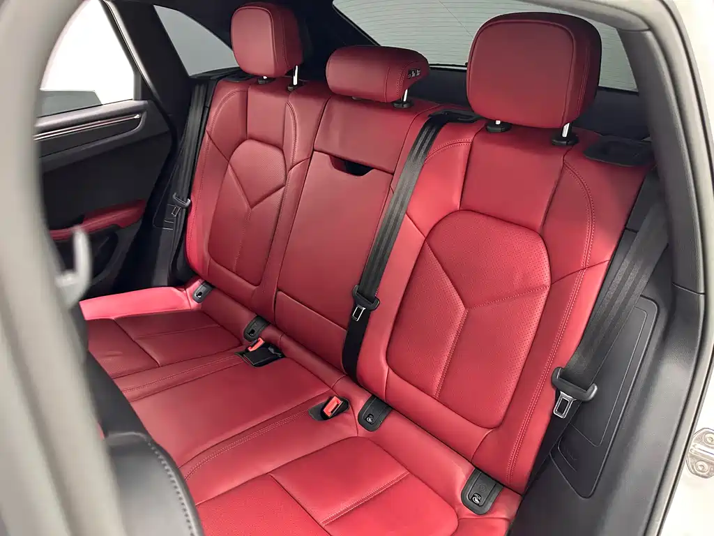 Porsche Macan — миниатюра 25