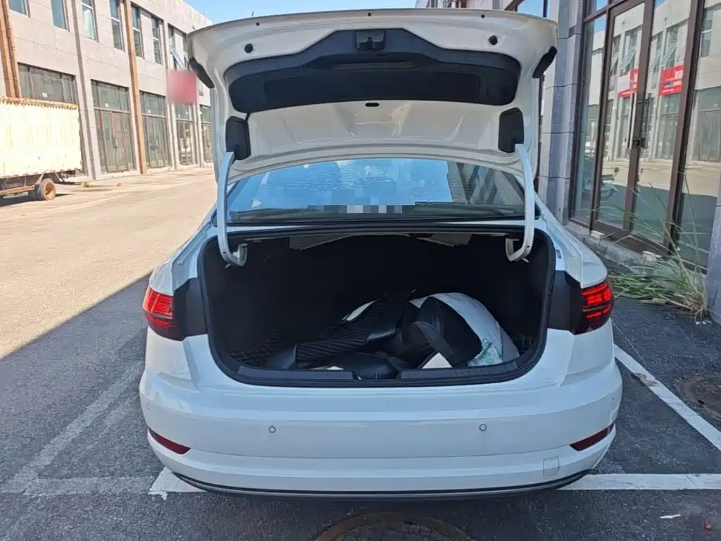 Volkswagen Sagitar — миниатюра 19