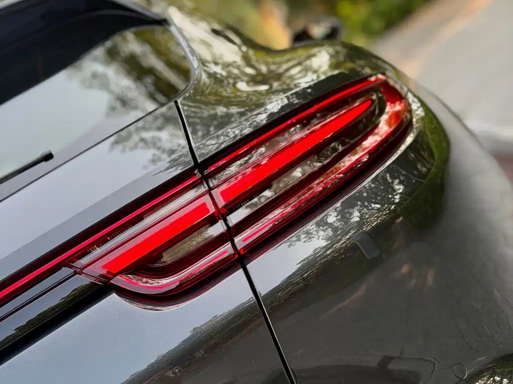 Porsche Panamera Hybrid — миниатюра 37
