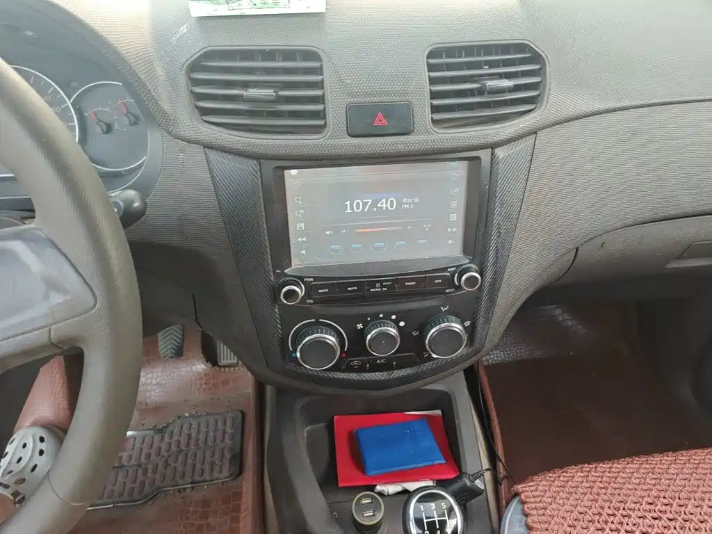 Wuling Hongguang — миниатюра 9