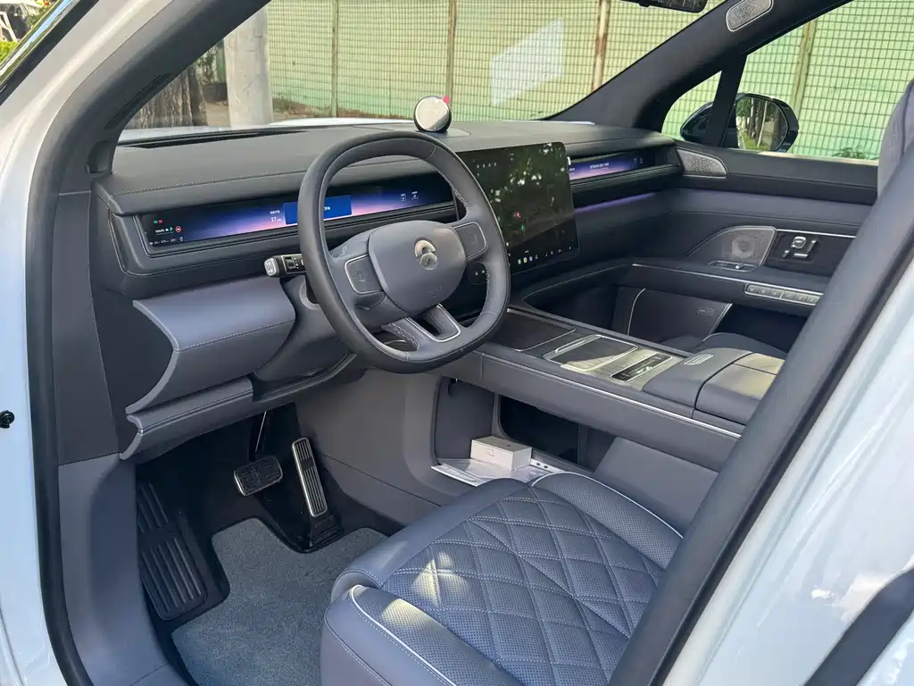 NIO ES8 2026 мест Executive Luxury