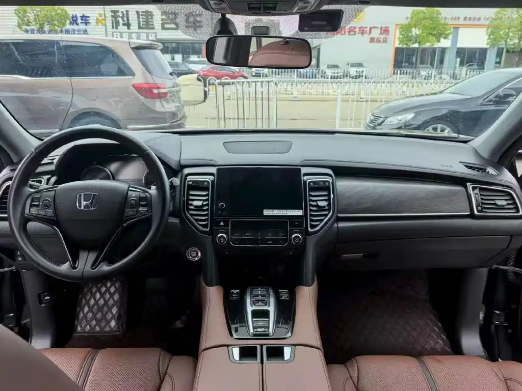 Honda UR-V — миниатюра 6