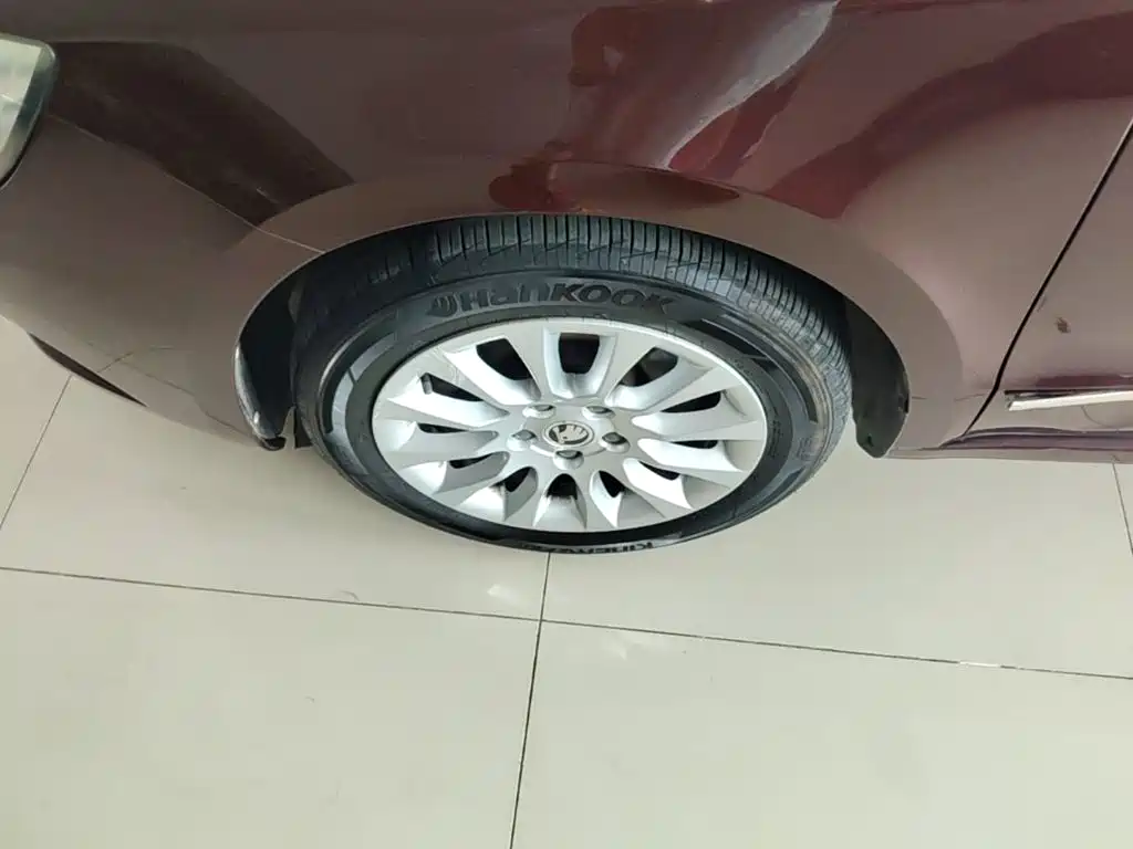 Skoda Superb — миниатюра 23