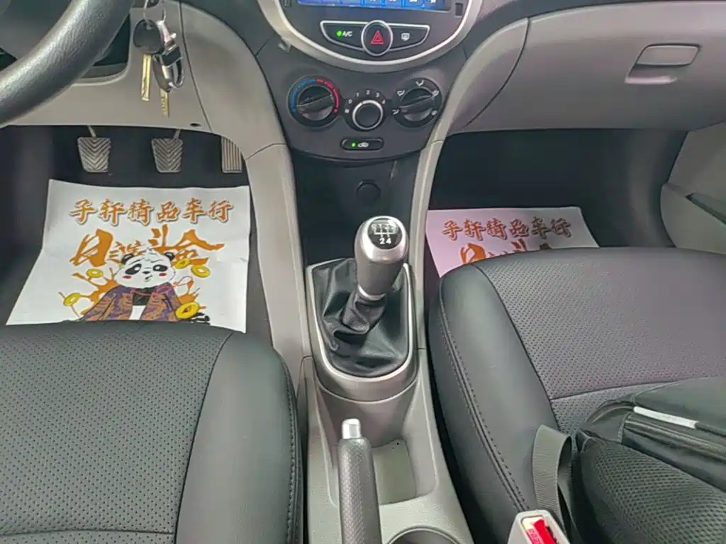 Hyundai Verna — миниатюра 14