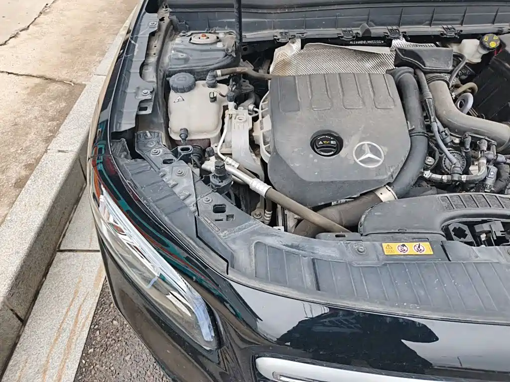Mercedes-Benz GLB — миниатюра 19
