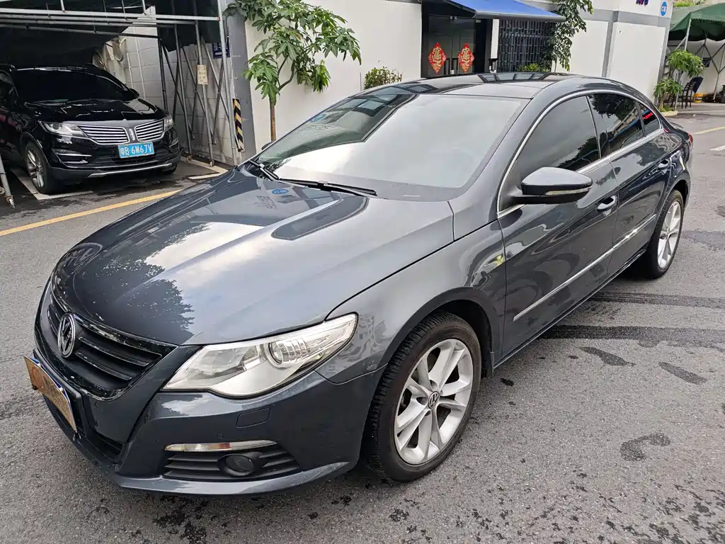 Volkswagen CC 2010
