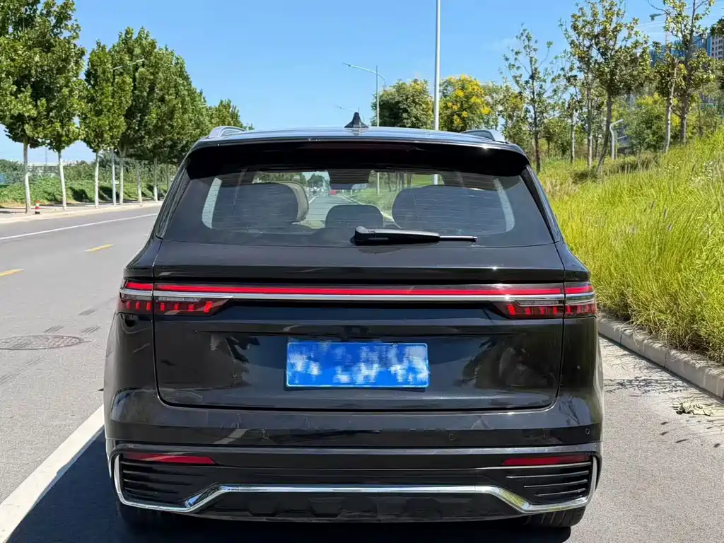 Geely Xingyue L — миниатюра 8