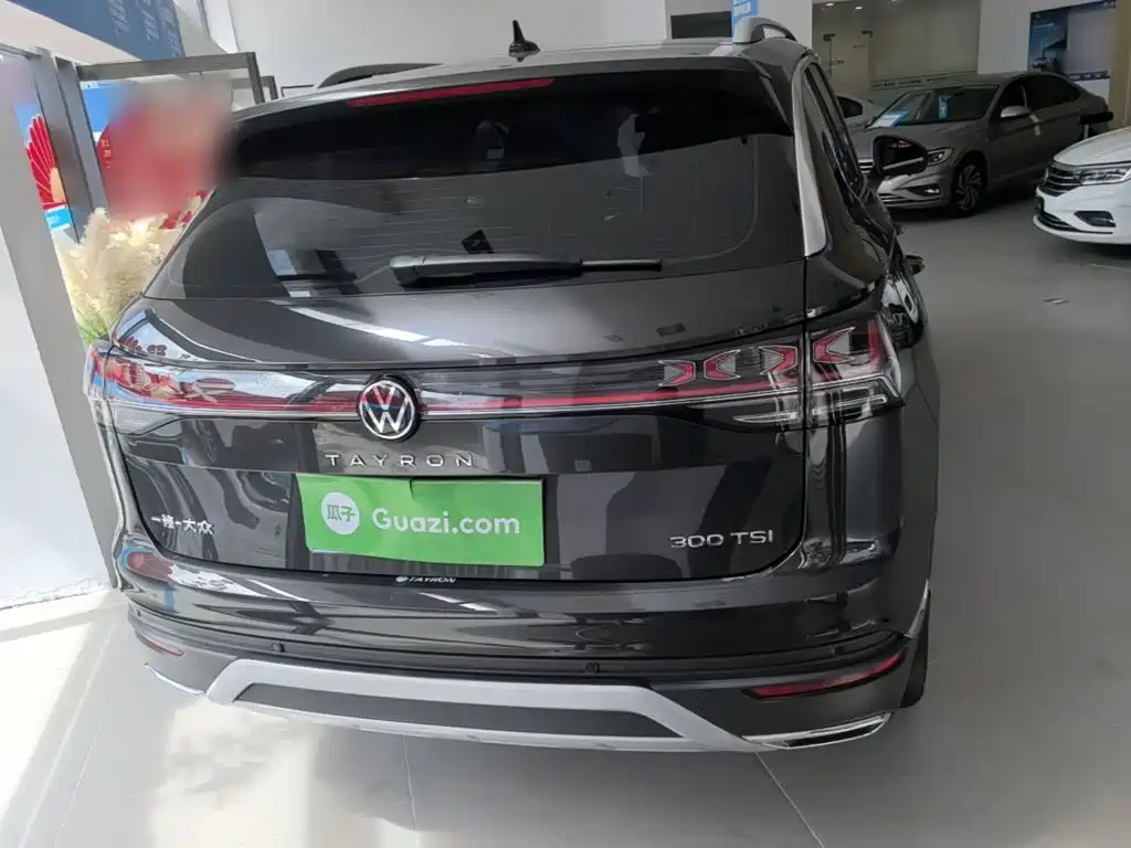 Volkswagen Tayron 2025 300TSI