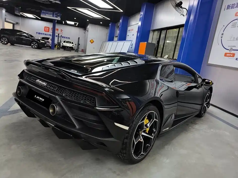 Lamborghini Huracán — миниатюра 3
