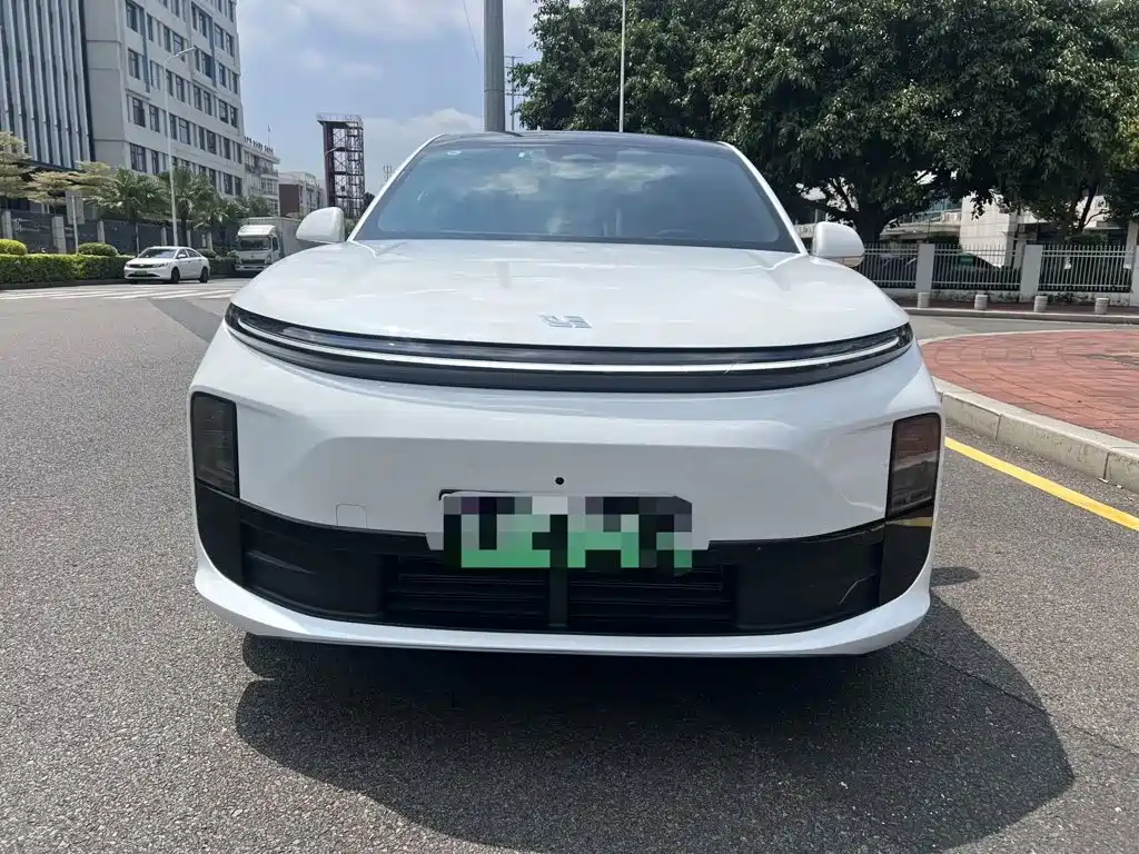 Li Auto Li L6 — миниатюра 2