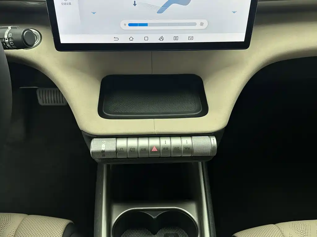 BYD Dolphin — миниатюра 15