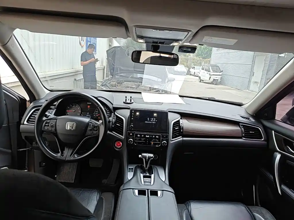 Honda Avancier — миниатюра 10