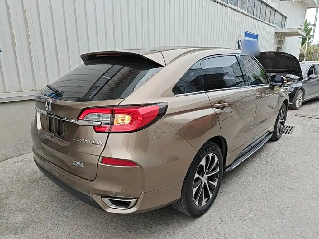 Honda Avancier — миниатюра 7