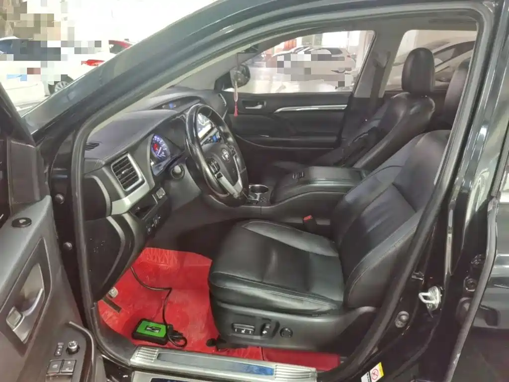 Toyota Highlander — миниатюра 15