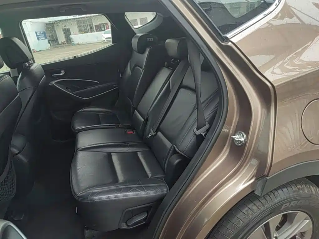 Hyundai Santa Fe — миниатюра 17