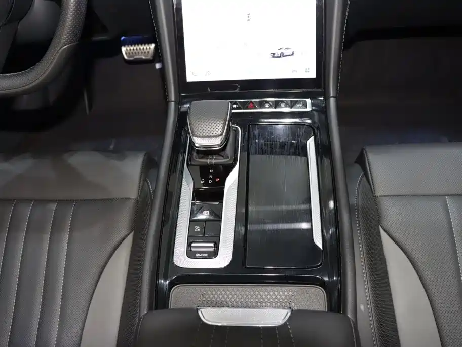 Hongqi Hongqi H6 — миниатюра 15
