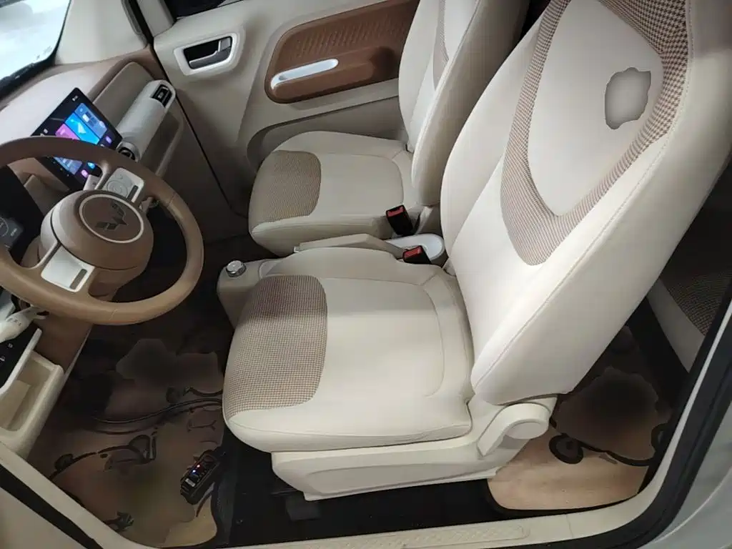 Wuling MINIEV — миниатюра 15